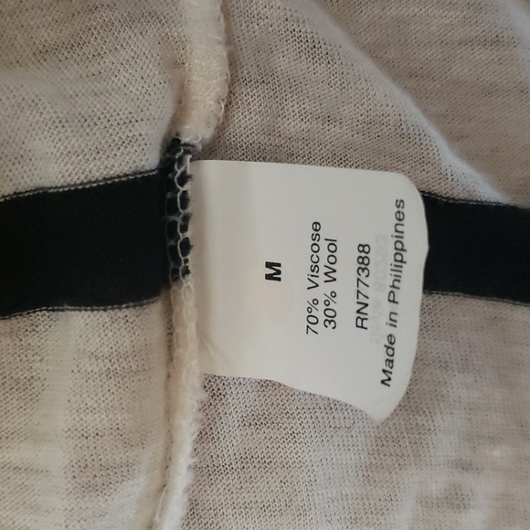 J. Crew sheer striped 3/4 sleeved scoop‎ neck black white - Picture 7 of 8